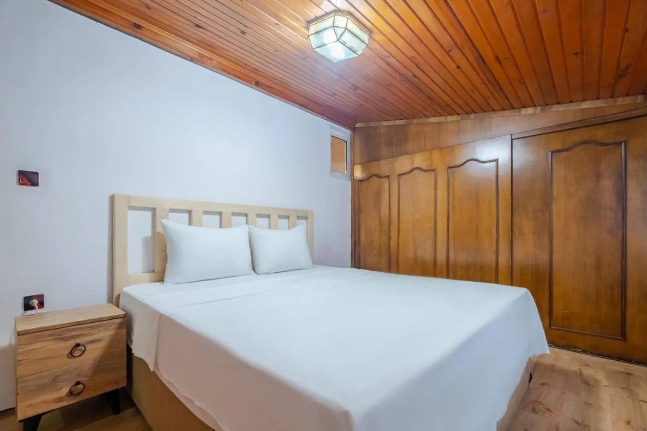 Central Flat 800 M To Metro Station In Sisli Istanbul Turkey